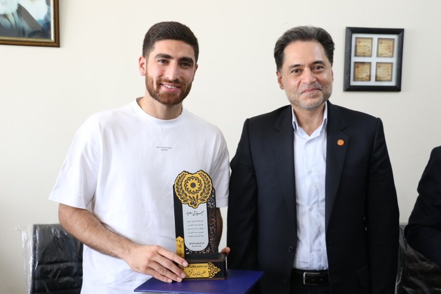 زندگی نامه علیرضا جهانبخش